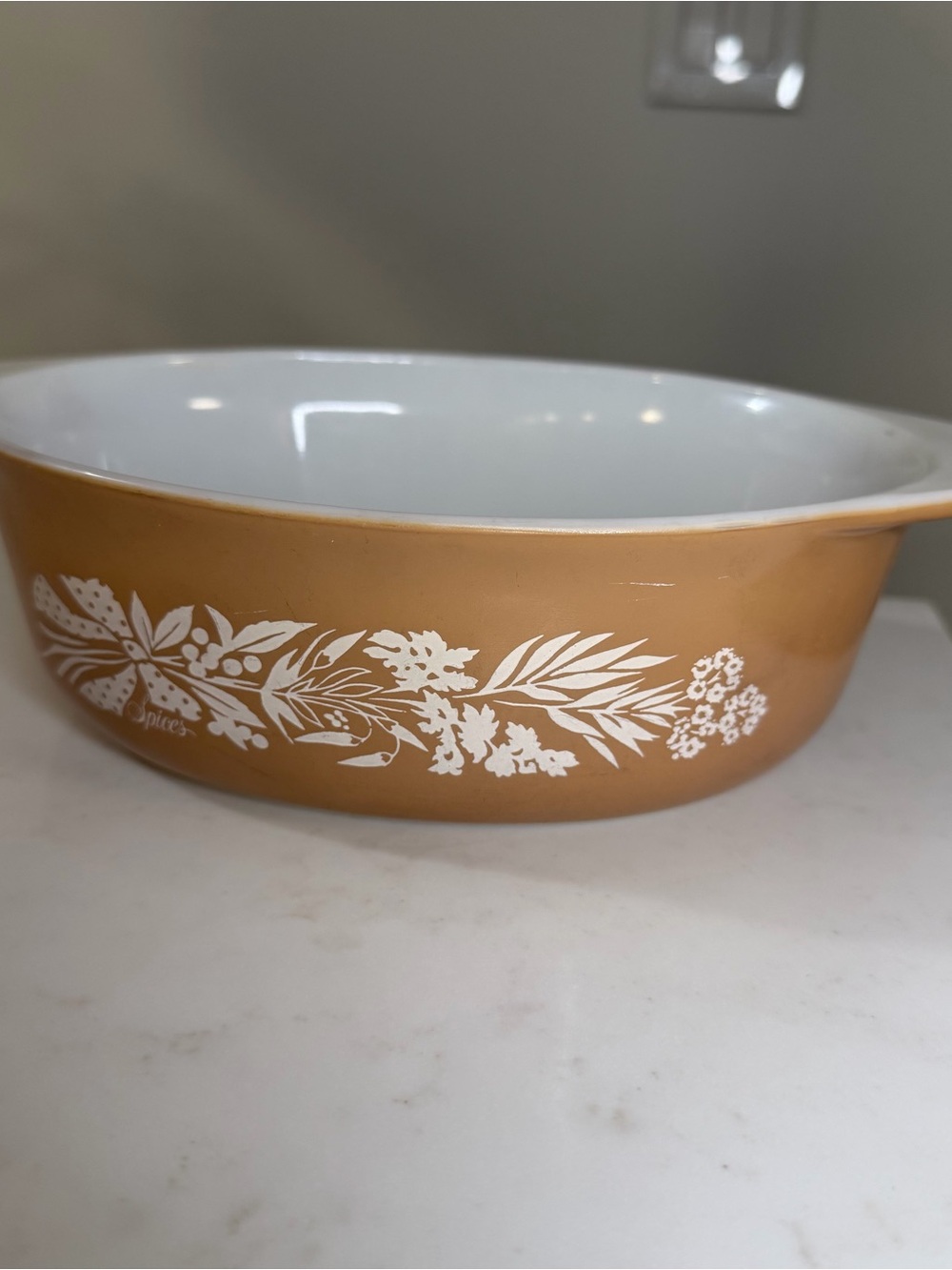 Pyrex Gold and White Floral Oval Casserole